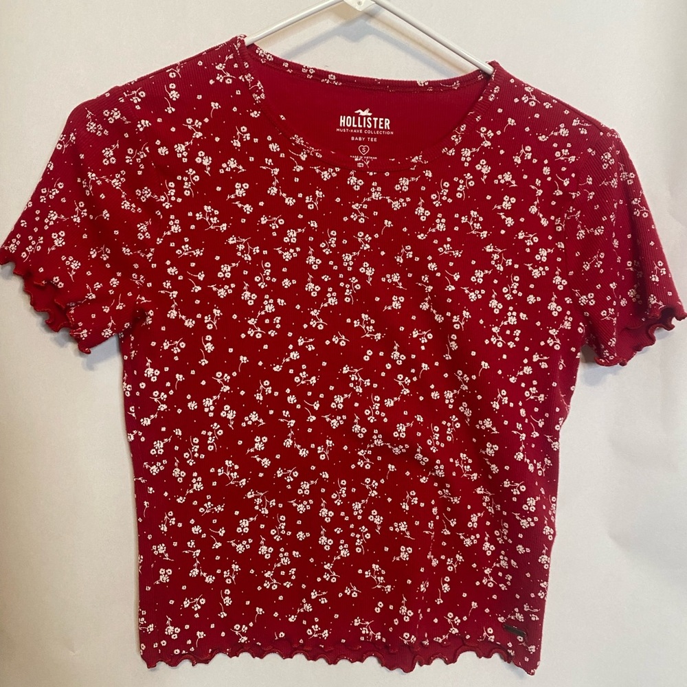 Hollister, Red with White flowers, Small, Crop top, Baby Tee